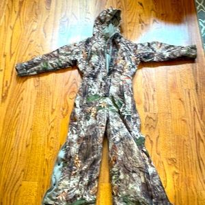 Cabelas 4most Dry-Plus Camo lined zip suit. Child’s size small